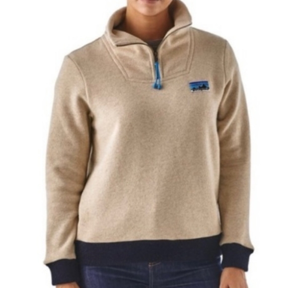Patagonia Tops - Patagonia woolie worn wear fleece